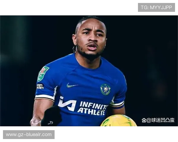 迪马:恩昆库脚趾肿胀缺席对阵佛罗伦萨 奇克或担任二前锋角色 迪马:恩昆库脚趾肿胀缺席对阵佛罗伦萨 奇克或担任二前锋角色