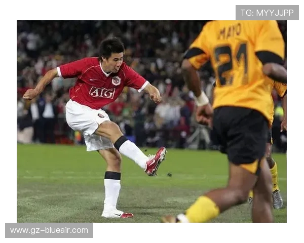 董方卓：C罗刚来曼联独得要死！更衣室挨揍，被范尼骂才开始自律